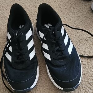 Adidas Men's Black and White Sneakers